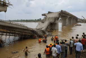 6 Laborers Killed as Under-Construction Bridge Over Betwa River Collapses During Storm!