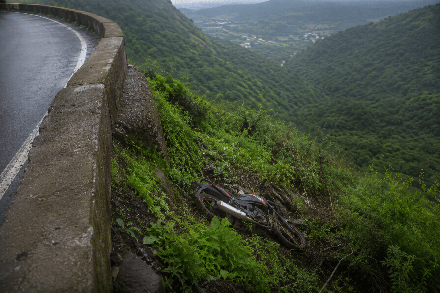 Speeding Two-Wheeler Plunges Into Sinhagad Valley, Two College Students Severely Injured!