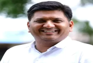 Major setback for Sharad Pawar's NCP: Former Minister Prajakt Tanpure officially joins BJP; political earthquake in Rahuri!