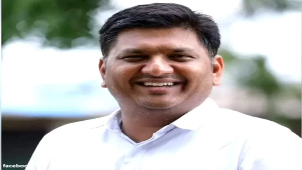 Major setback for Sharad Pawar's NCP: Former Minister Prajakt Tanpure officially joins BJP; political earthquake in Rahuri!