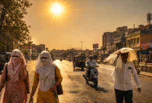 Maharashtra Sizzles! Mercury Hits 45°C as Intense Heatwave Grips the State