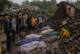 Sangli Tragedy: 6 Devotees Dead, Several Injured as Wall Collapses Amid Heavy Rain in Jath!