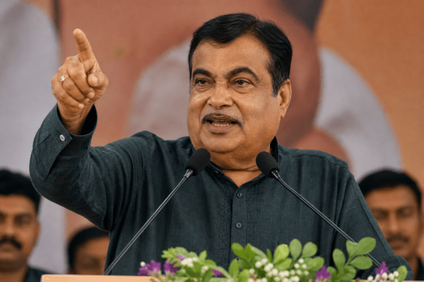 "I Will Kick Anyone Who Talks About Caste": Nitin Gadkari Delivers a Bold Warning Against Casteism