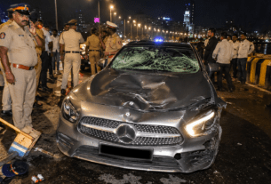 Mumbai Shocked: Luxury Mercedes Car Mows Down On-Duty Police Constables At Marine Drive; Accused Nailed In Nalasopara!