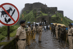 Strict Curbs at Vishalgad Fort: Administration Bans Animal Sacrifice During Urus and Bakri Eid to Protect Heritage!