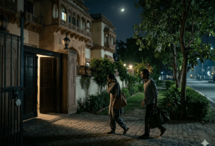 Blinded by Love: Billionaire's Daughter Turns Mastermind, Plots ₹1.25 Crore Robbery at Her Own House to Elope with Boyfriend