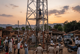 Girl Climbs Mobile Tower to Demand Marriage with Boyfriend!