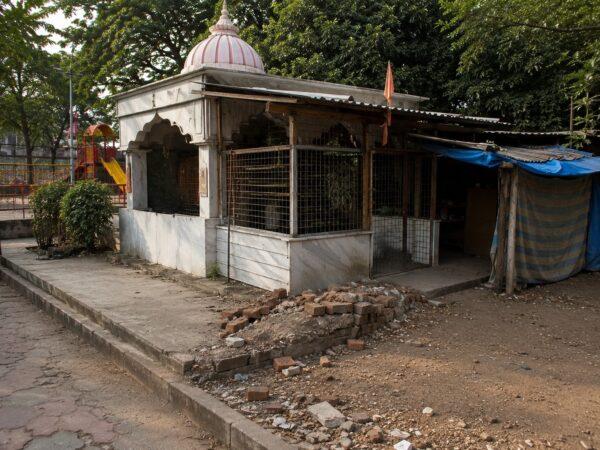 Illegal Religious Structures Sprout on Prime Public Plots in Pimpri Chinchwad.
