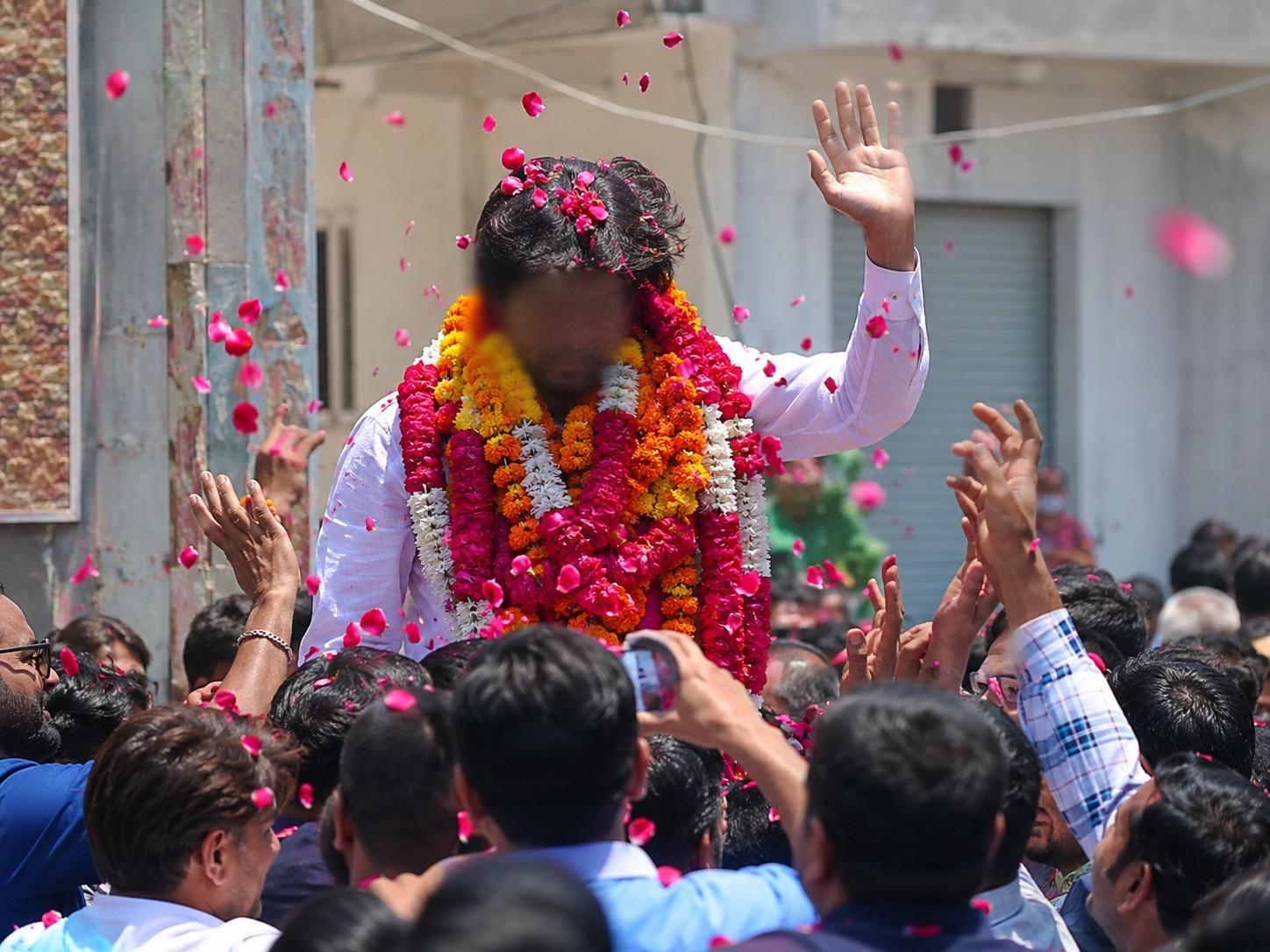 Flowers Showered and Grand Procession Held for Rape Accused After Bail, Viral Video Triggers Fury!