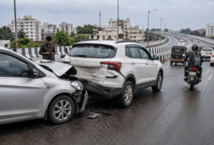 2 Accidents on Rakshak Chowk Flyover Within 24 Hours!
