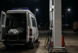 Horrific Impact of Fuel Crisis! Ambulance Carrying Dead Body Stranded at Midnight Due to Diesel Shortage.