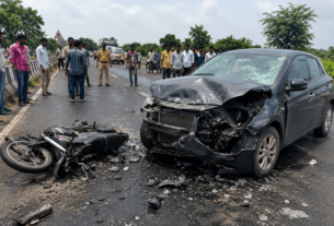 Tragedy in Manchar: Speeding Car Collides with Bike, Young Man Loses Life on the Spot!
