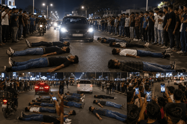 Extreme Hooliganism in Nagpur: Youths Lie Down on Busy Road for Social Media Reels; Dangerous Stunt Sparks Outrage!
