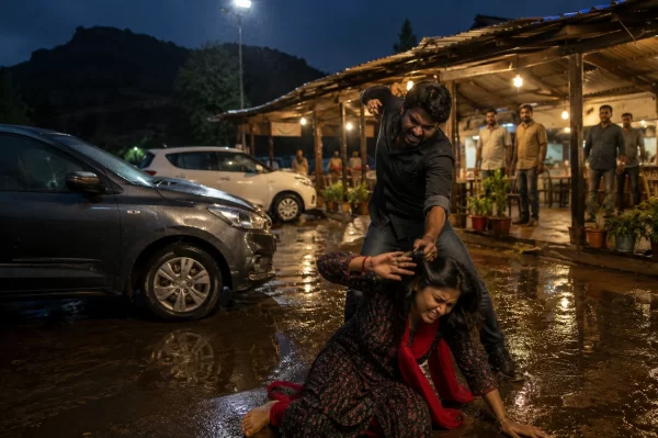
Women Attacked and Molested at Naigaon Dhaba Parking; Police Investigation Underway.
