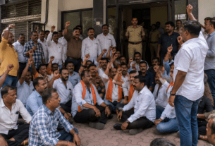 MNS Stages Protest at Mahavitaran Office in Ulhasnagar Against Forced Installation of Smart Meters