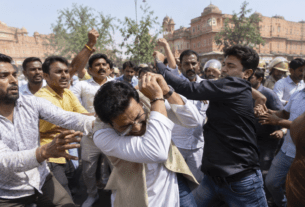 Chaos in Jaipur: CJP Founder Abhijeet Dipke Slapped During Protest; Investigation Underway