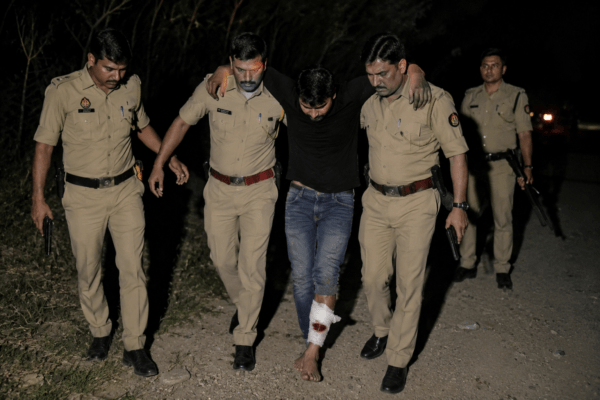 UP Police 'Half Encounter' Strikes Again: Main Suspect Shot and Injured in Leg While Attempting Dramatic Escape!