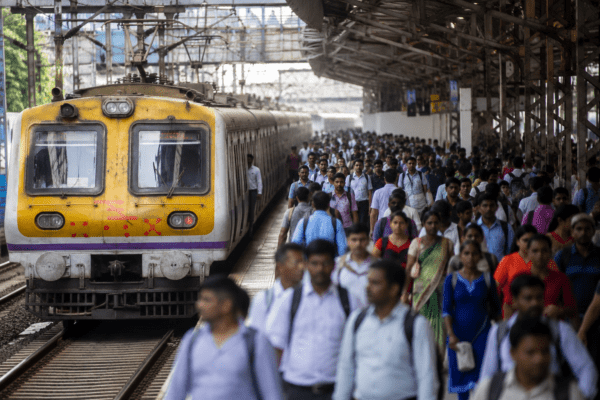 Mumbai Local Train Alert: Mega block on all lines, 109 services cancelled on May 7.
