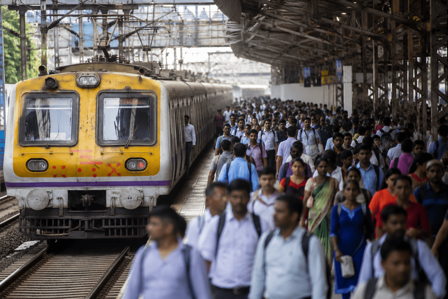Mumbai Local Train Alert: Mega block on all lines, 109 services cancelled on May 7.