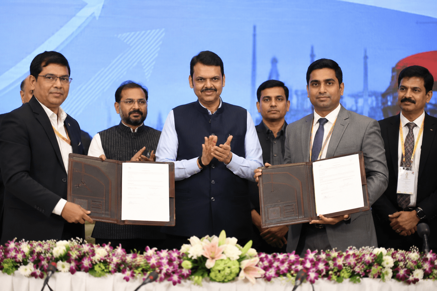 CM Fadnavis Signs Mega Investment MoUs Worth ₹4,080 Crore with Jabil and RSA Global.