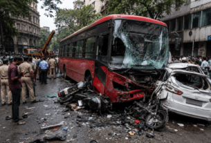 Dadar Horrific Crash: 1 Dead, 6 Injured as Brake Failure on Electric BEST Bus Causes Multi-Vehicle Pile-up; High-Level Probe Ordered