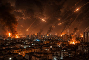 World War 3 Alert: Israel Strikes Major Cities in Iran; Tehran Retaliates with 30 Missiles in Direct Military Collision