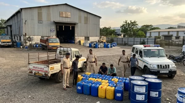 Three-Member Gang Arrested for Stealing Acid Cans Worth Lakhs from Chemical Warehouse!

