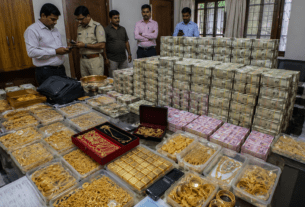 2 Crore Cash, Gold, and 18 Properties Found at Engineer's Residence; Officials Stunned!