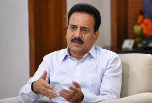 AI-Generated Fake Photos of Girish Mahajan Viral: Minister Clarifies, "The Girl is a Family Friend's Daughter, I Take Responsibility for Her Marriage."