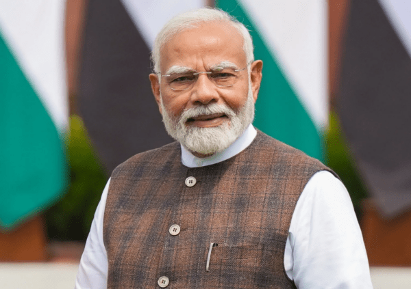 पंतप्रधान मोदींच्या 'योग दिना' कार्यक्रमावरून नवा वाद! रेड रोड ७ दिवस बंद असल्याने नागरिकांचे हाल, हायकोर्टात याचिका दाखल.