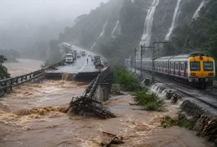 Mumbai-Pune Expressway and Railway Services Halted!