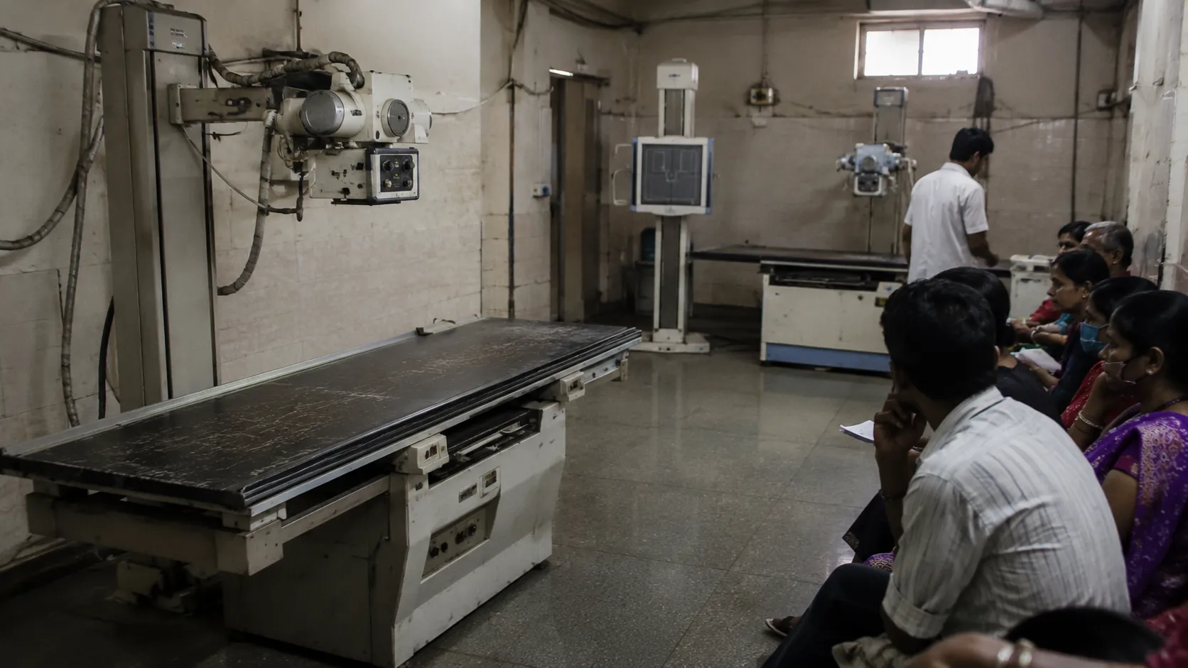 Mumbai Major Crisis at Cooper Hospital: All Three X-Ray Machines Breakdown