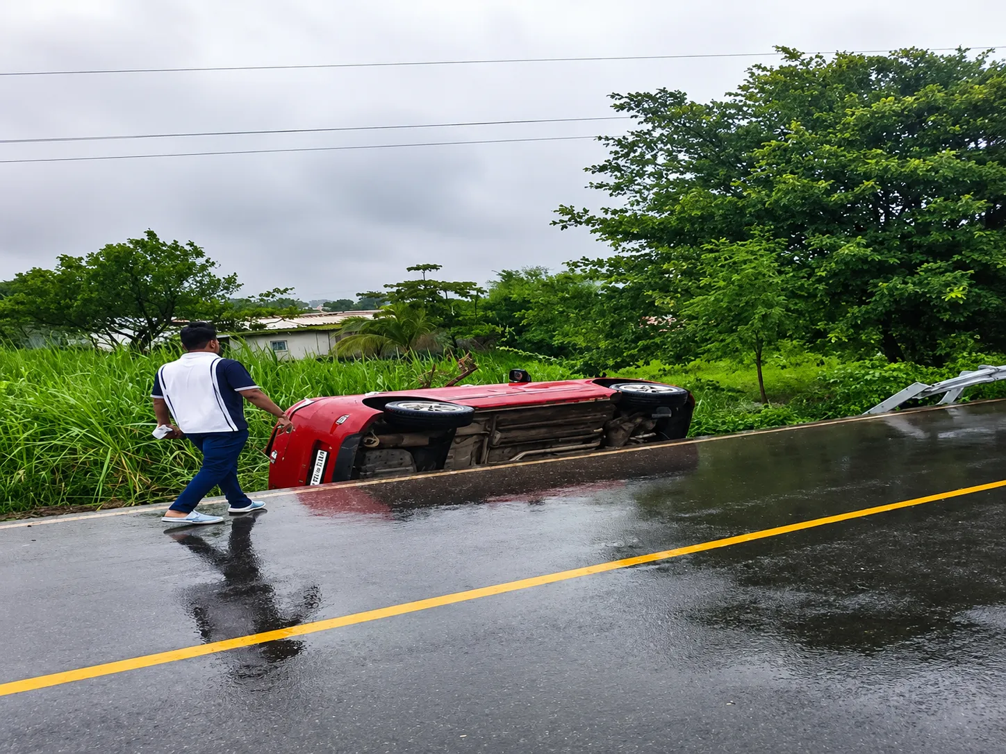 Terrifying Accident in Maval: Car Plunges and Overturns into Field Due