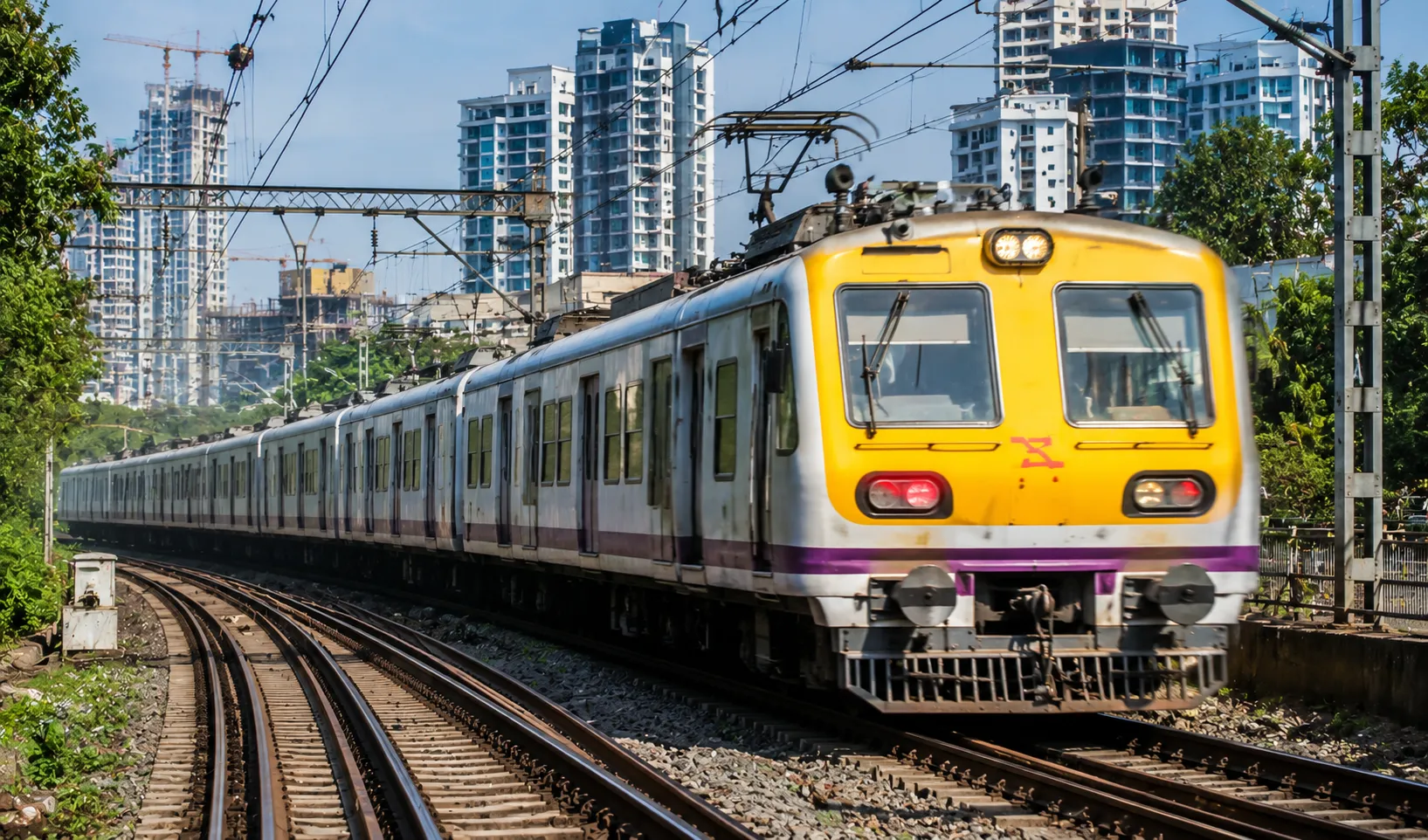 Mumbai Local Upgrade: Kavach 5.0 System to Boost Speed, Trains Every 2 Minutes with 4,000 Daily Trips!