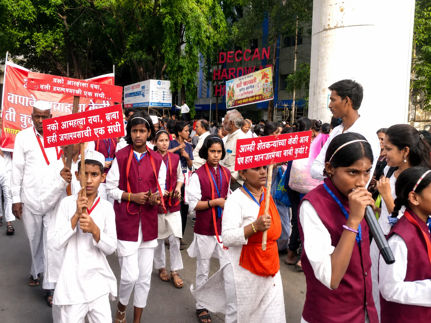 Pune: 'Don't Repeat Our Father's Tragic Decision!' Farmers' Children
