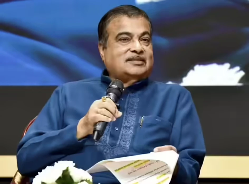 "Name One Car Affected by E20!" Nitin Gadkari Challenges Critics Amid Ethanol Blending Row.