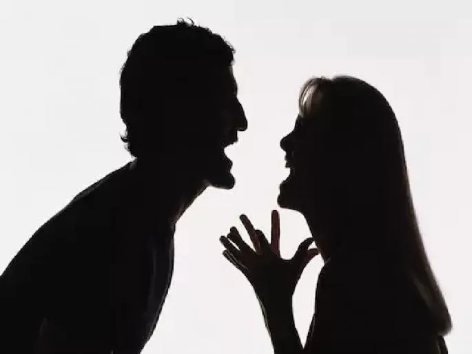 Triple Talaq Case Filed in Mumbai: Woman Alleges Husband's Extramarital Affair and Illegal Divorce