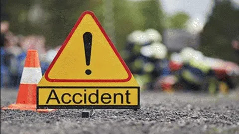Tragic Head-On Collision Between Two Pickup Vans Near Malshej Ghat Claims
