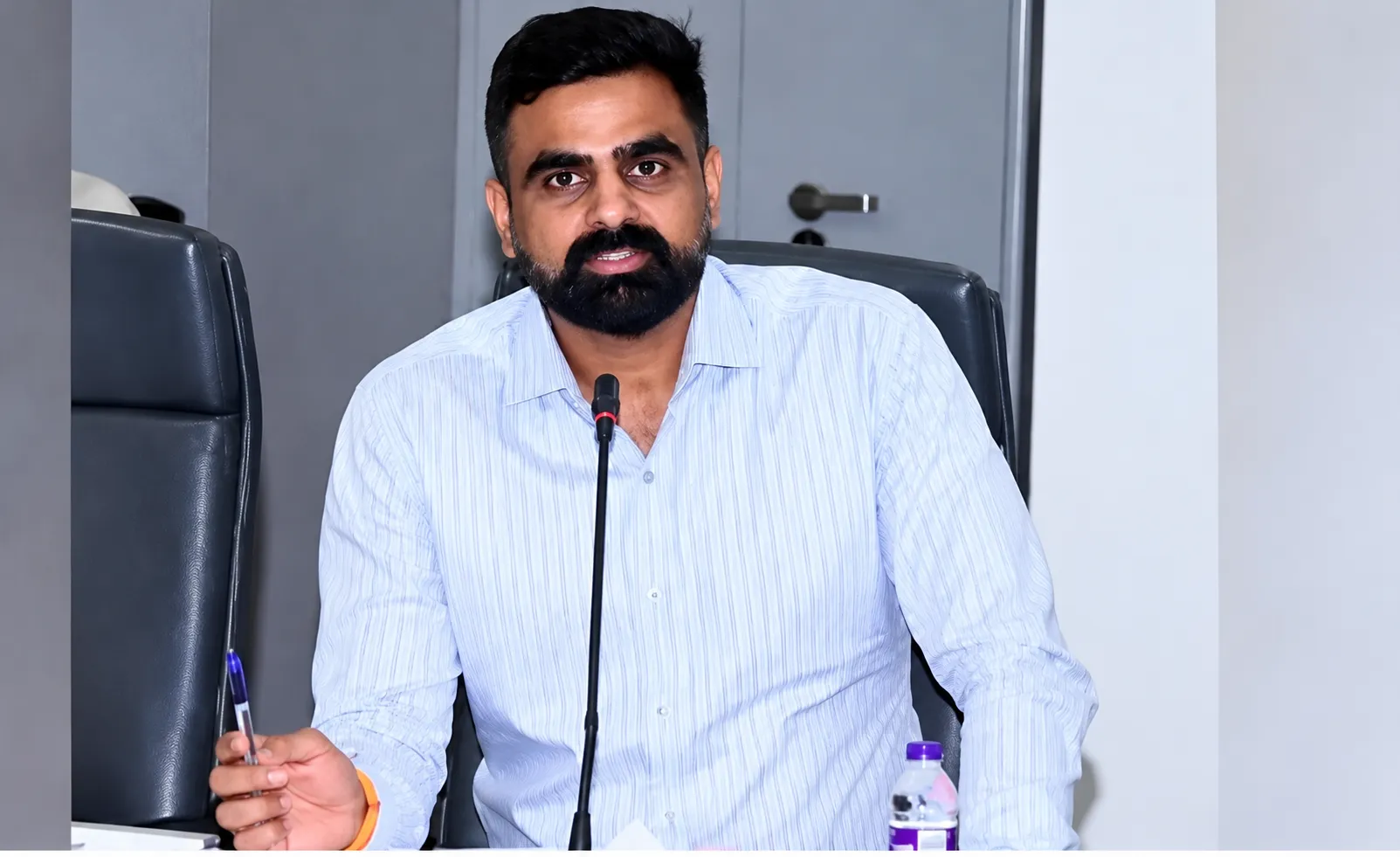 Big Action in Pune: Collector Jitendra Dudi Orders Immediate Closure of Rapido