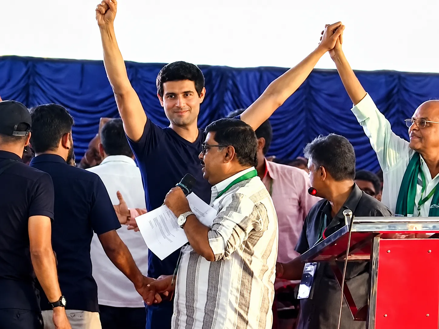 "I am not here to change the government": Popular YouTuber Dhruv Rathee Asks